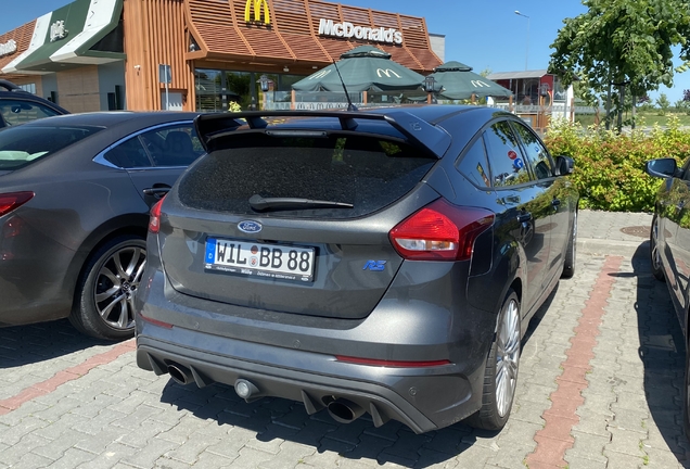 Ford Focus RS 2015