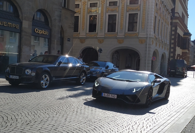 Lamborghini Aventador S LP740-4 Roadster