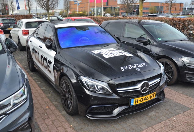 Mercedes-AMG C 63 S W205