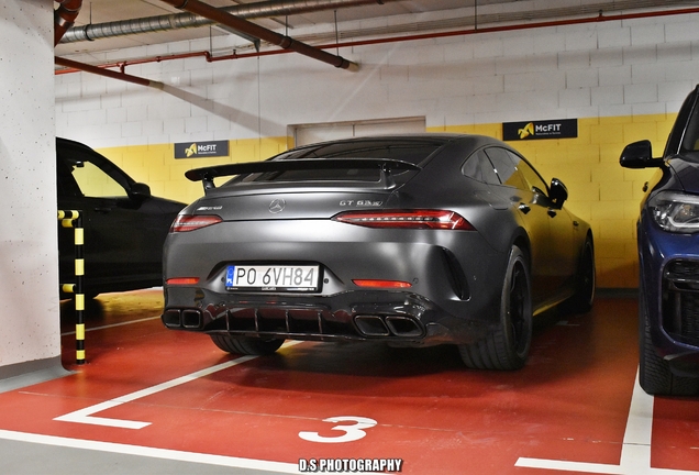 Mercedes-AMG GT 63 S X290