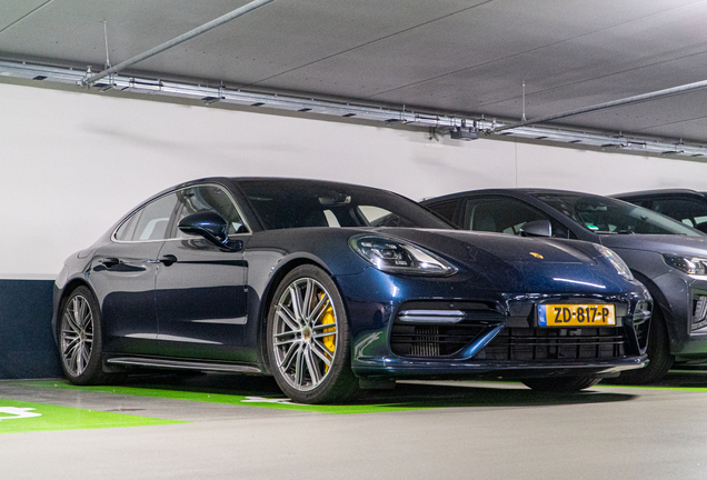 Porsche 971 Panamera Turbo S E-Hybrid