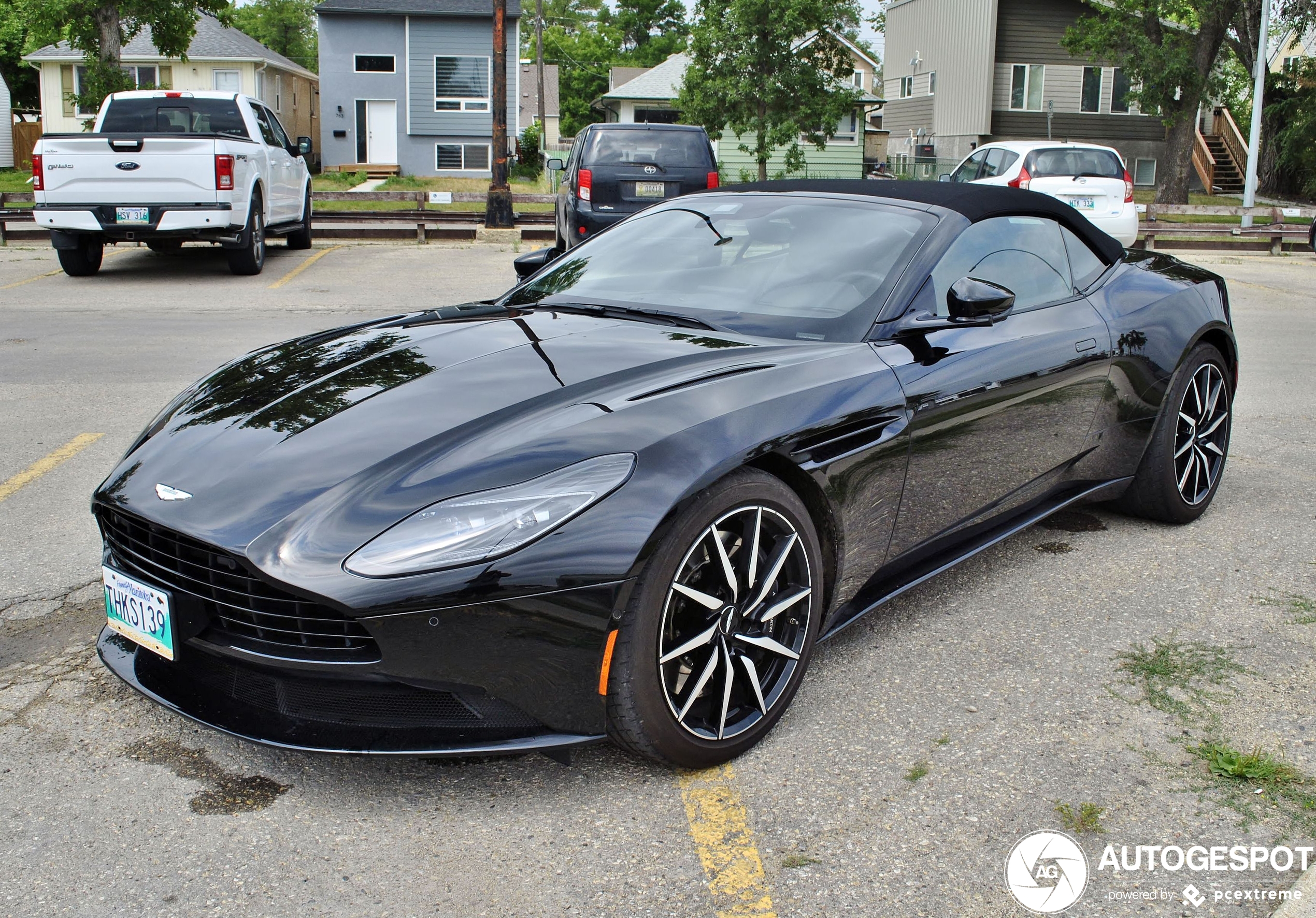 Aston Martin DB11 V8 Volante