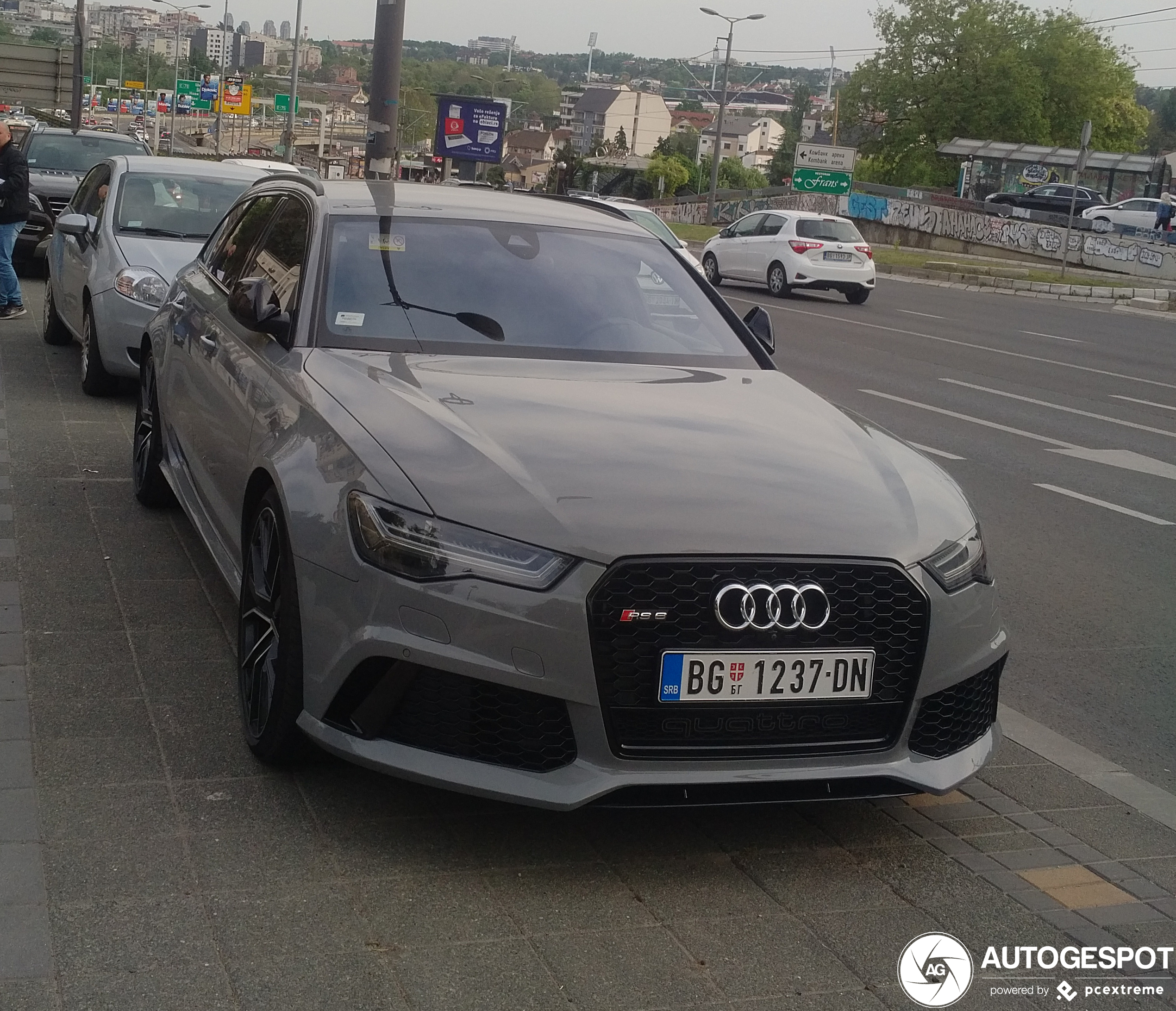 Audi RS6 Avant C7 2015