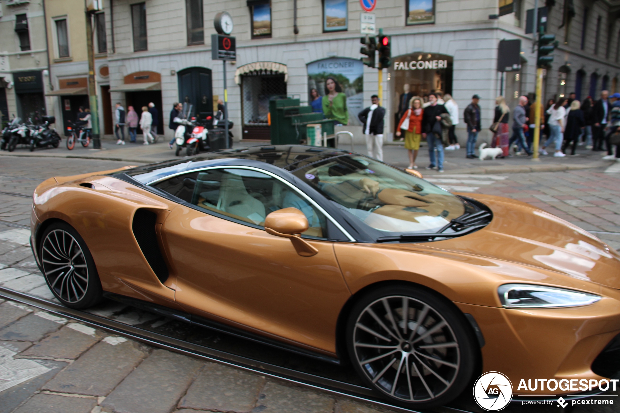 McLaren GT - 25 June 2022 - Autogespot