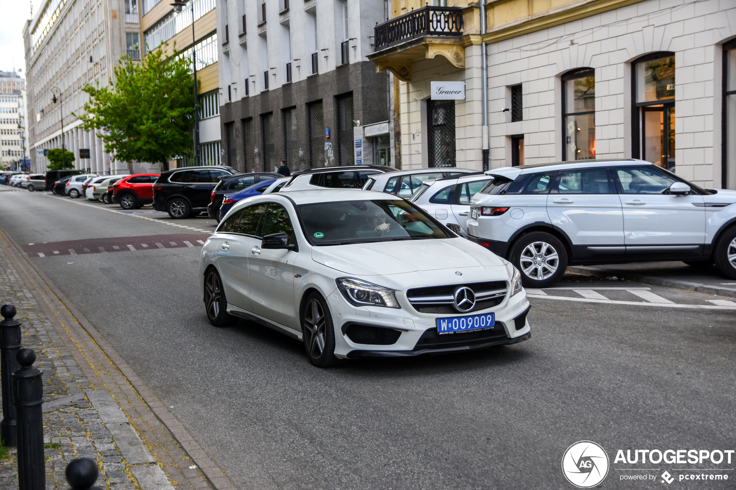 Mercedes-AMG CLA 45 Shooting Brake X117