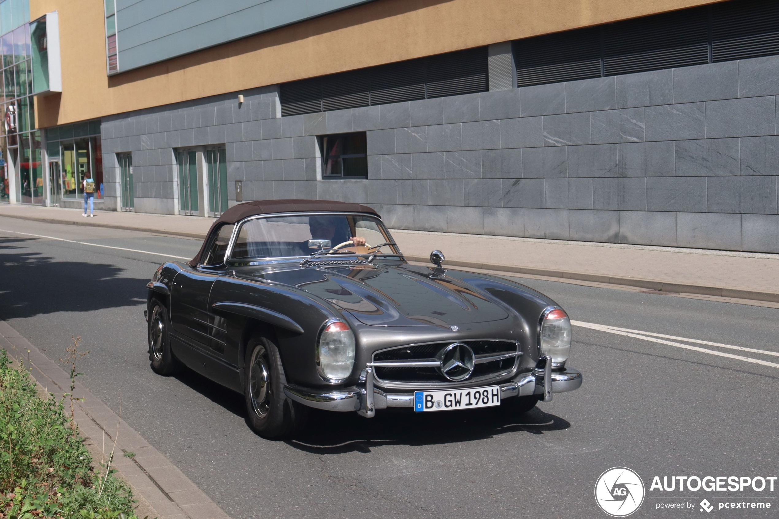 Mercedes-Benz 300SL Roadster