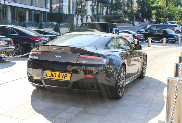 Aston Martin V12 Vantage S