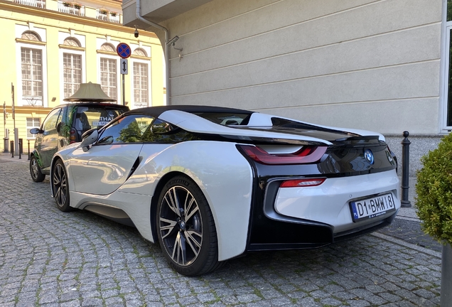 BMW i8 Roadster