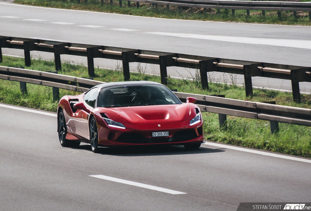 Ferrari F8 Tributo