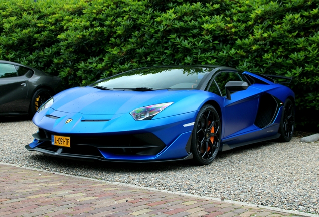 Lamborghini Aventador LP770-4 SVJ Roadster