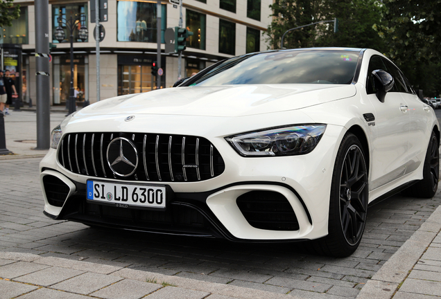 Mercedes-AMG GT 63 S X290