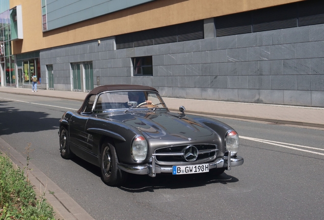 Mercedes-Benz 300SL Roadster