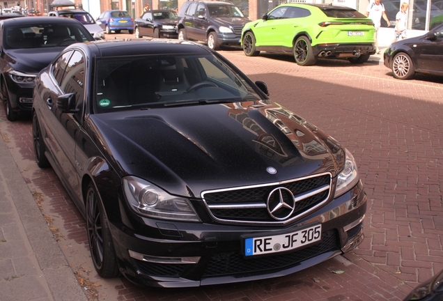 Mercedes-Benz C 63 AMG Coupé