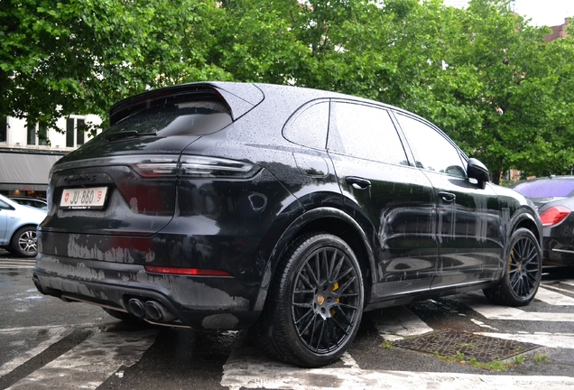 Porsche Cayenne Turbo S E-Hybrid