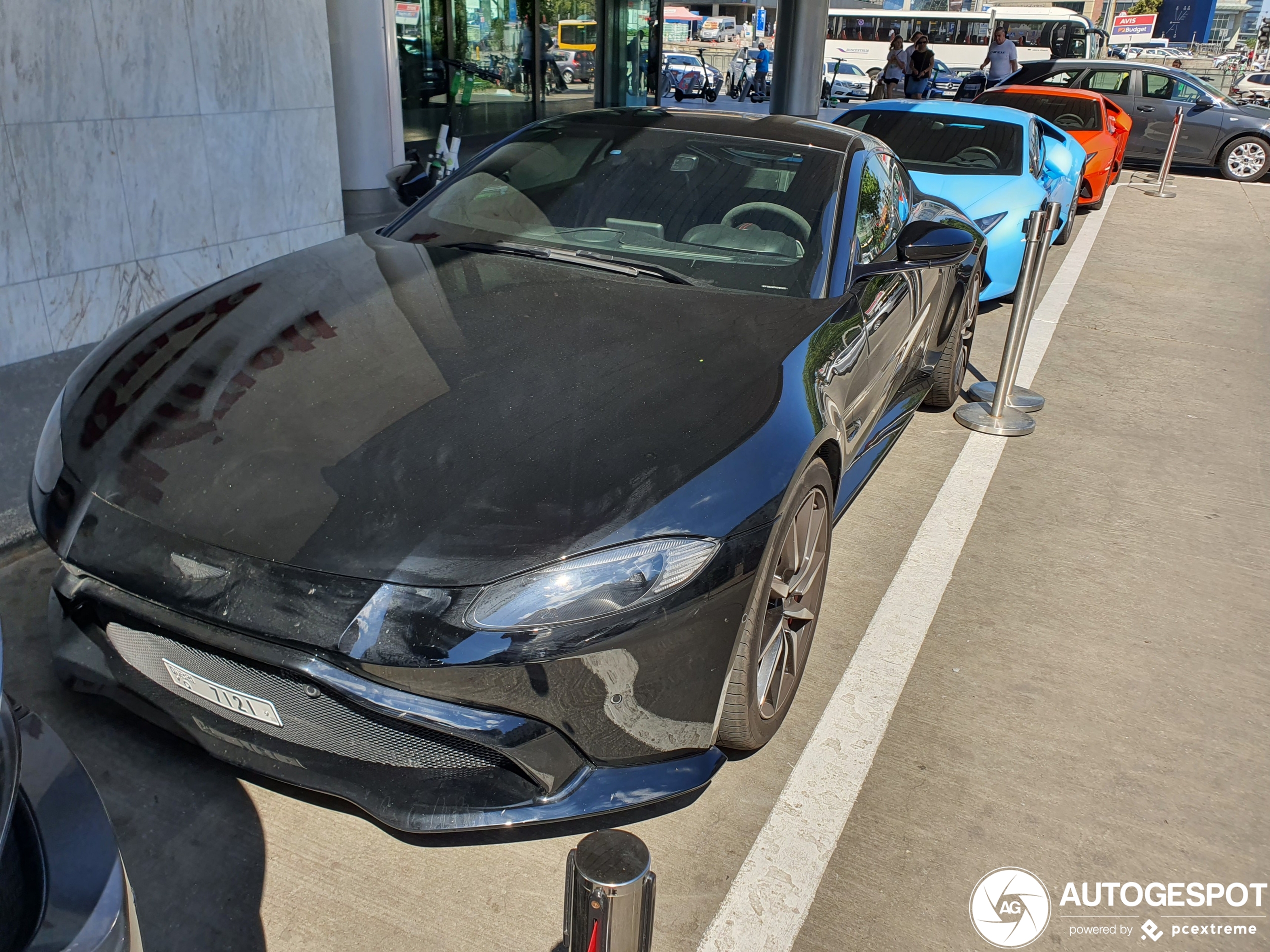 Aston Martin V8 Vantage 2018