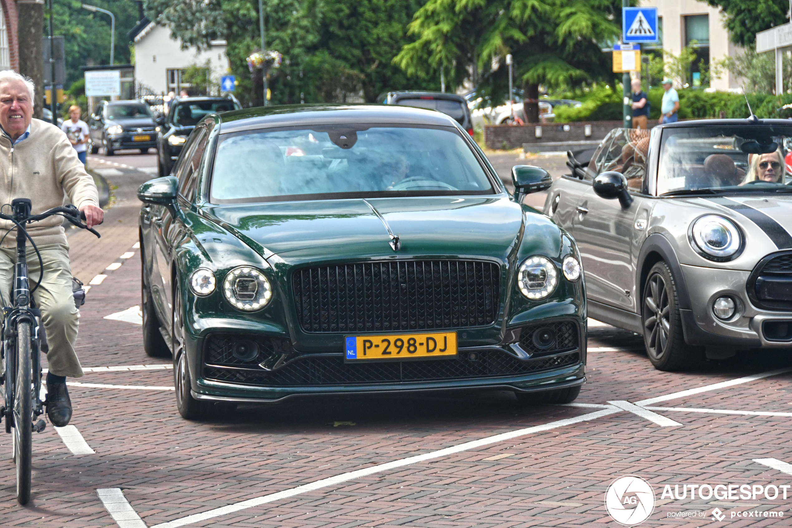 Bentley Flying Spur V8 2021