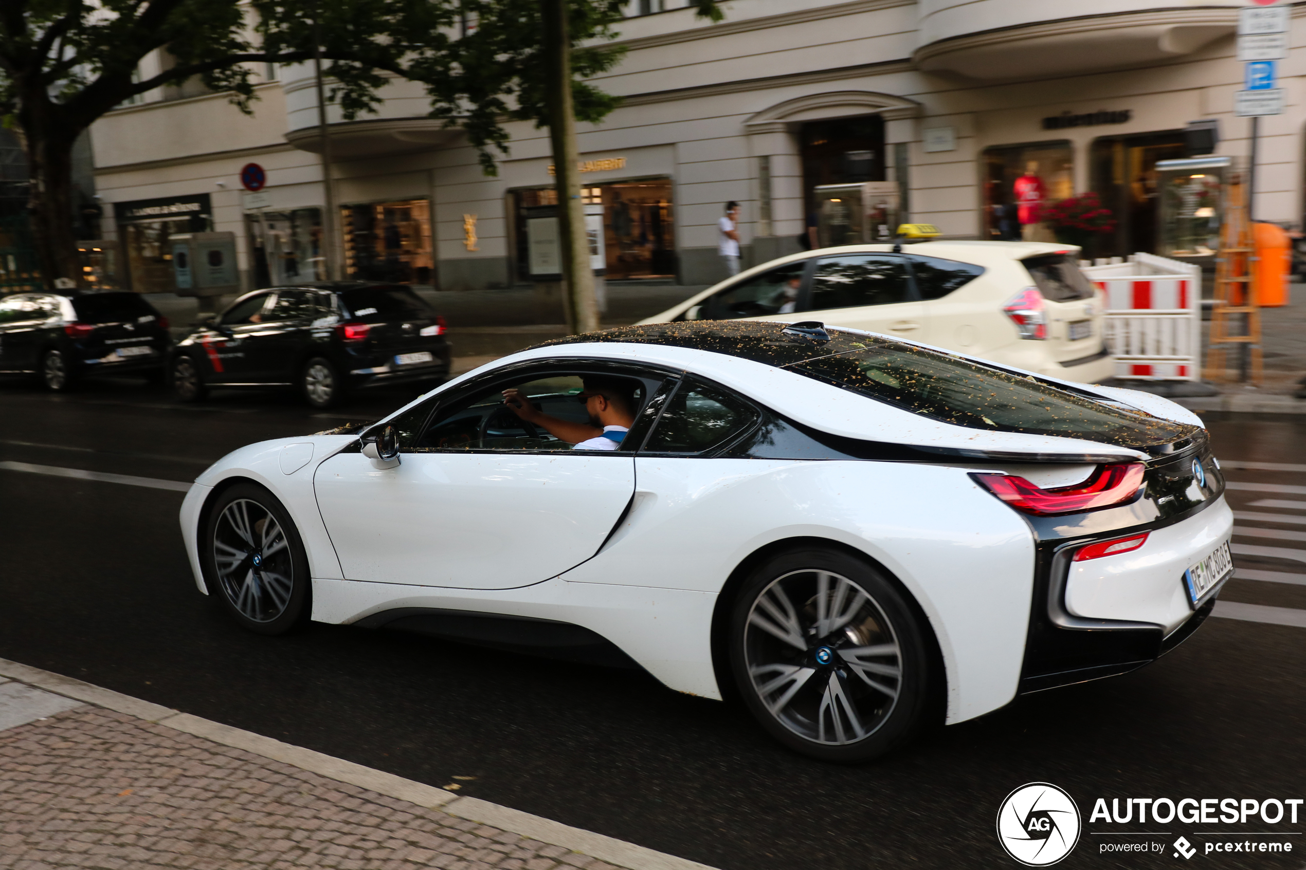 BMW i8