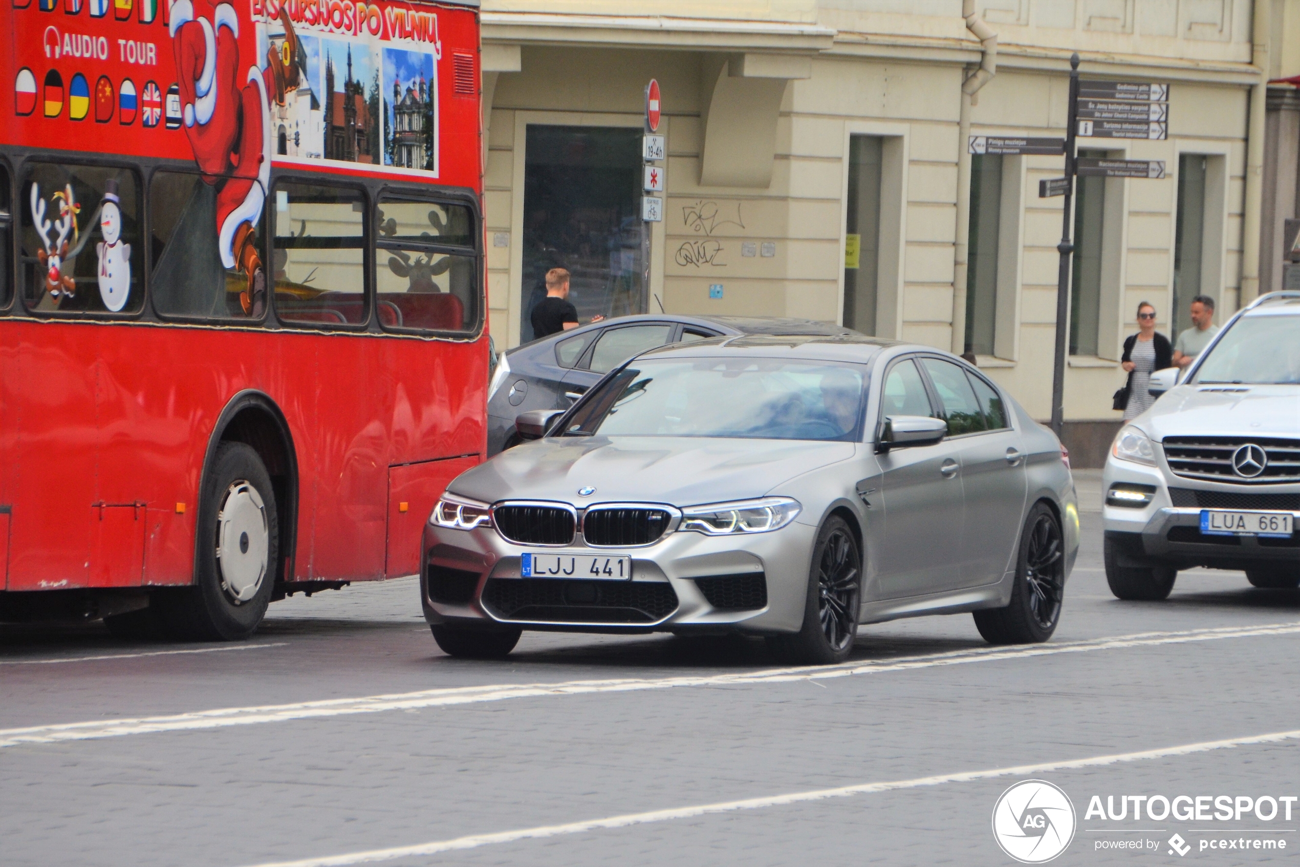 BMW M5 F90