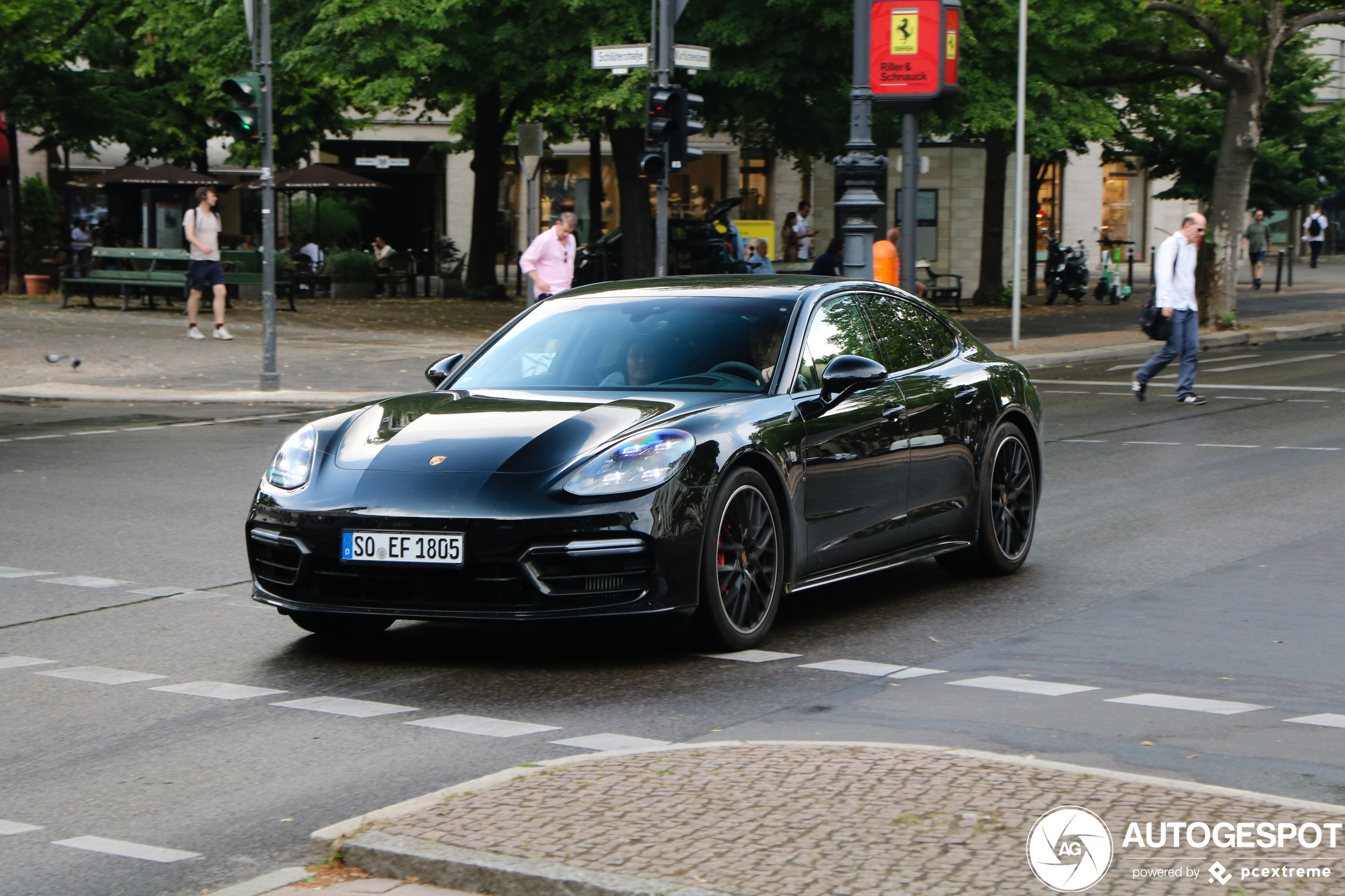 Porsche 971 Panamera GTS MkII