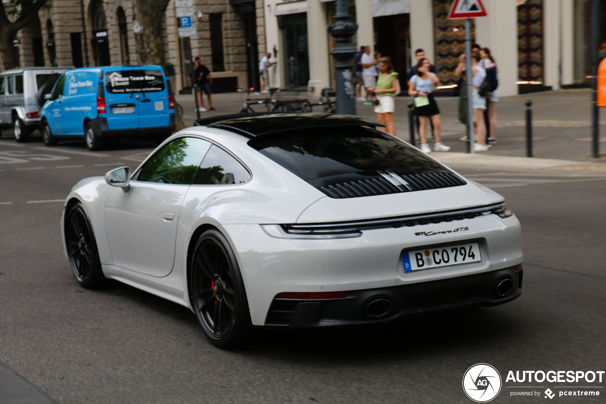 Porsche 992 Carrera GTS