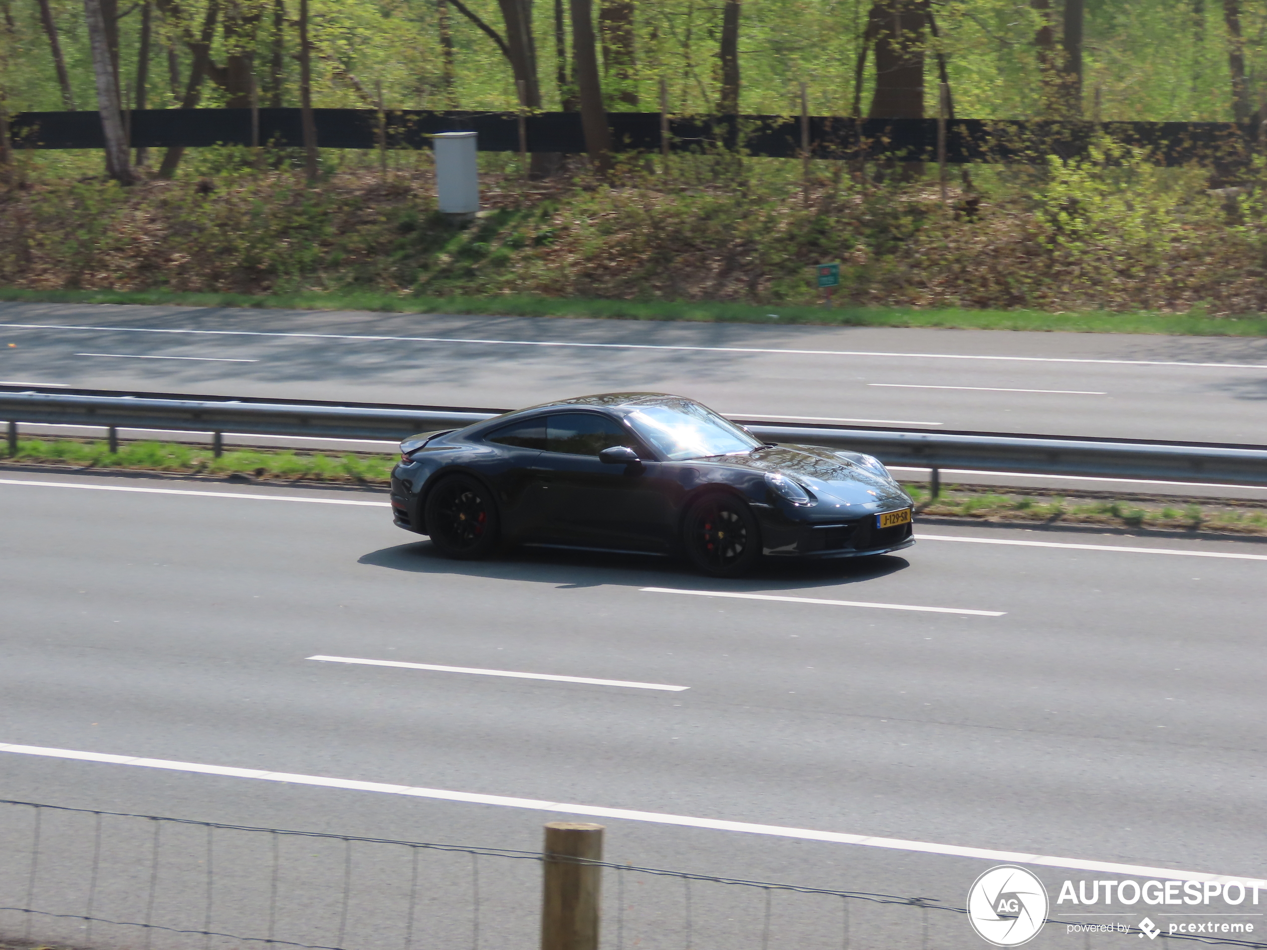 Porsche 992 Carrera S