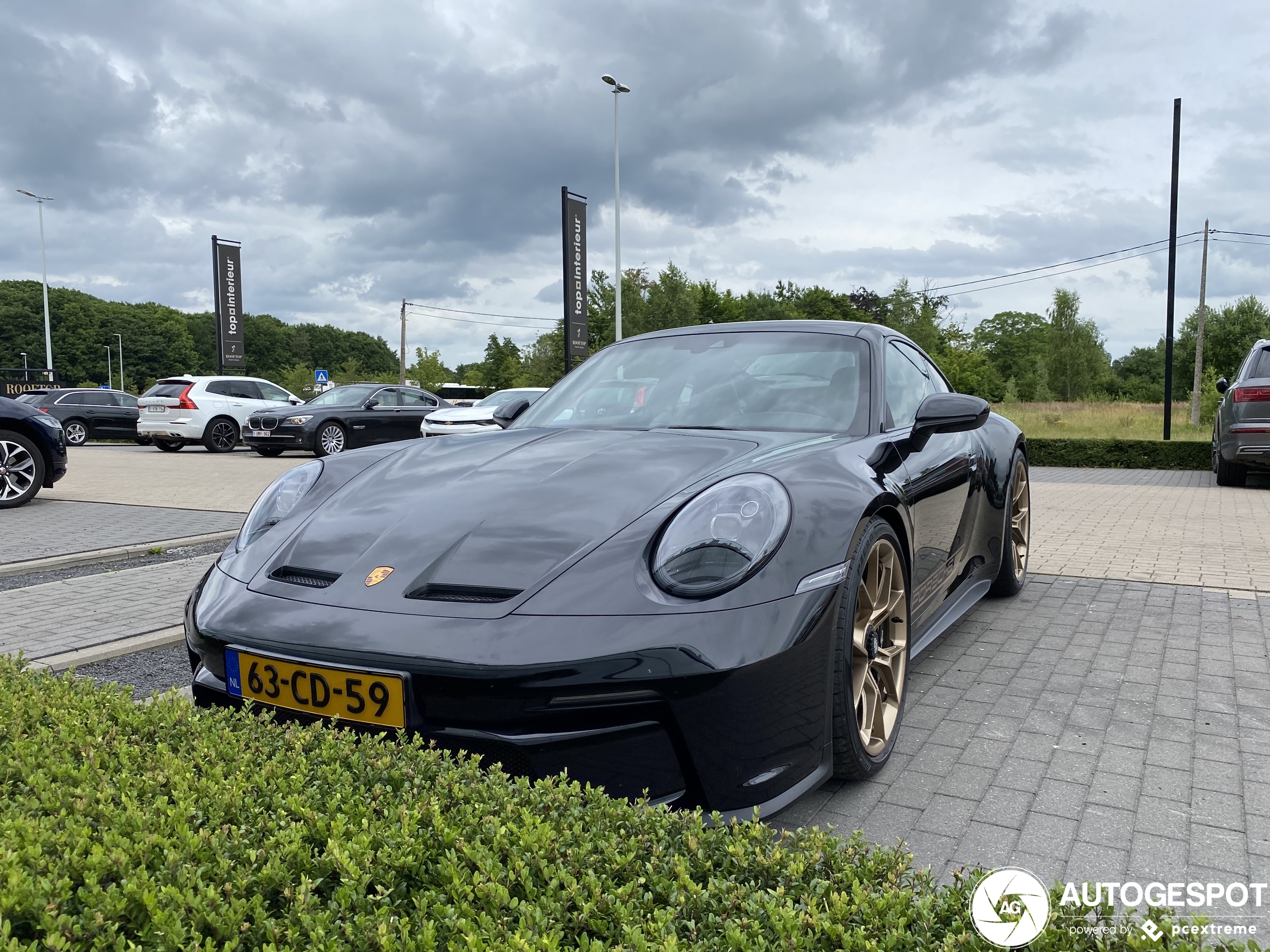 Porsche 992 GT3 Touring