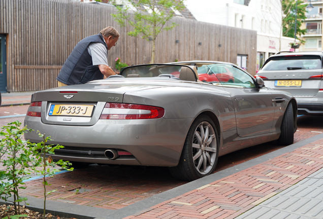 Aston Martin DB9 Volante