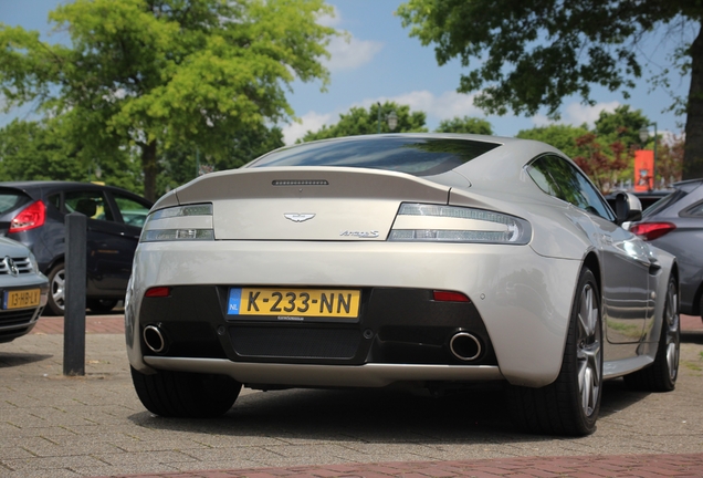 Aston Martin V8 Vantage S