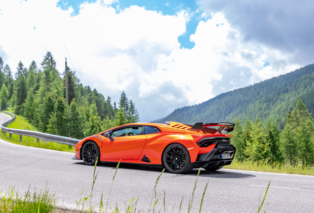 Lamborghini Huracán LP640-2 STO