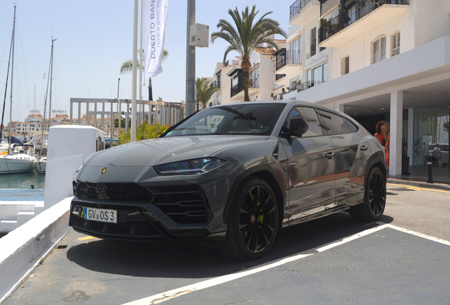 Lamborghini Urus