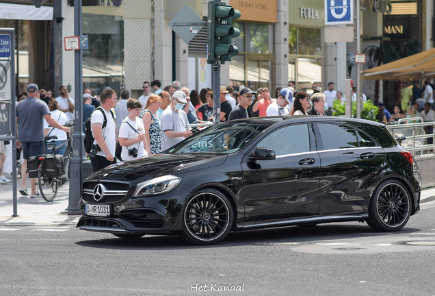 Mercedes-AMG A 45 W176 2015