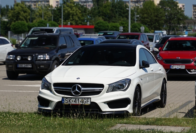 Mercedes-Benz CLA 45 AMG C117