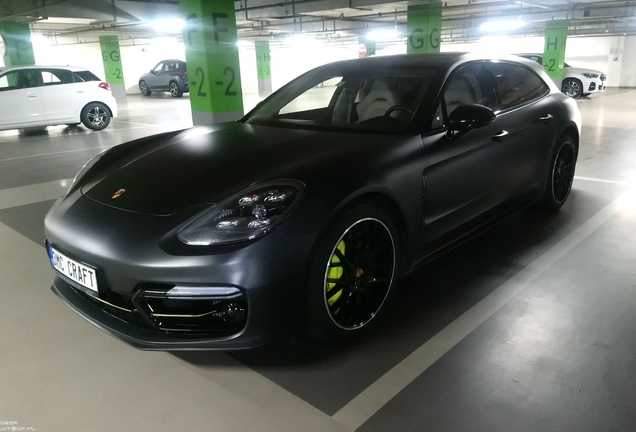 Porsche 971 Panamera Turbo S E-Hybrid Sport Turismo