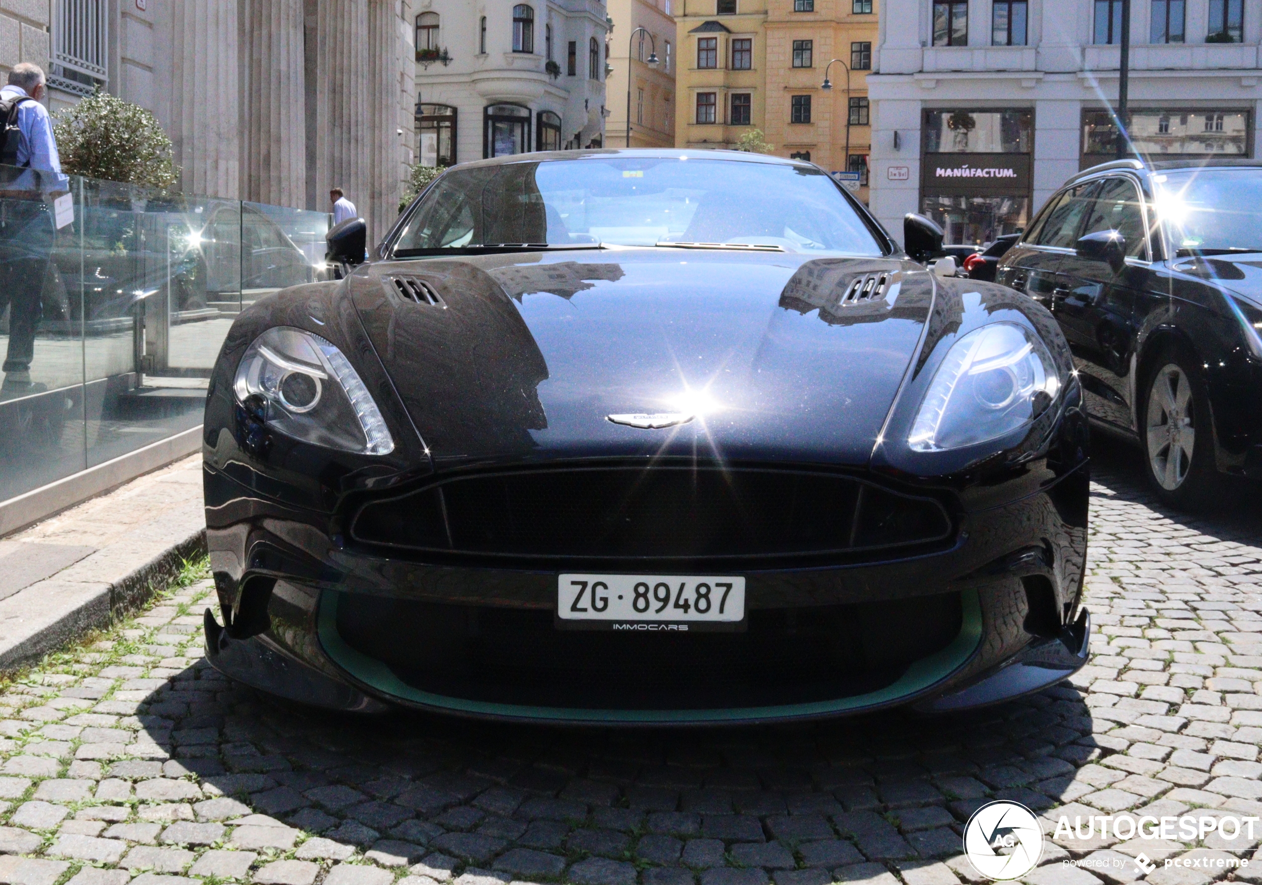 Aston Martin Vanquish S 2017