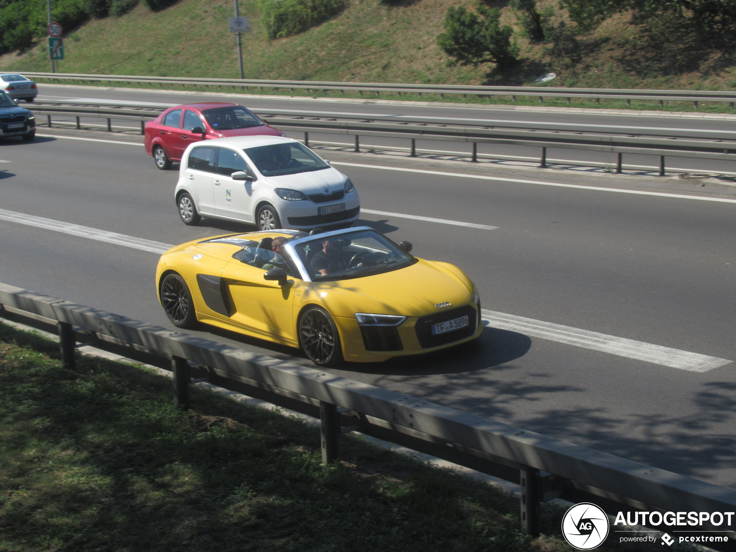 Audi R8 V10 Spyder 2016