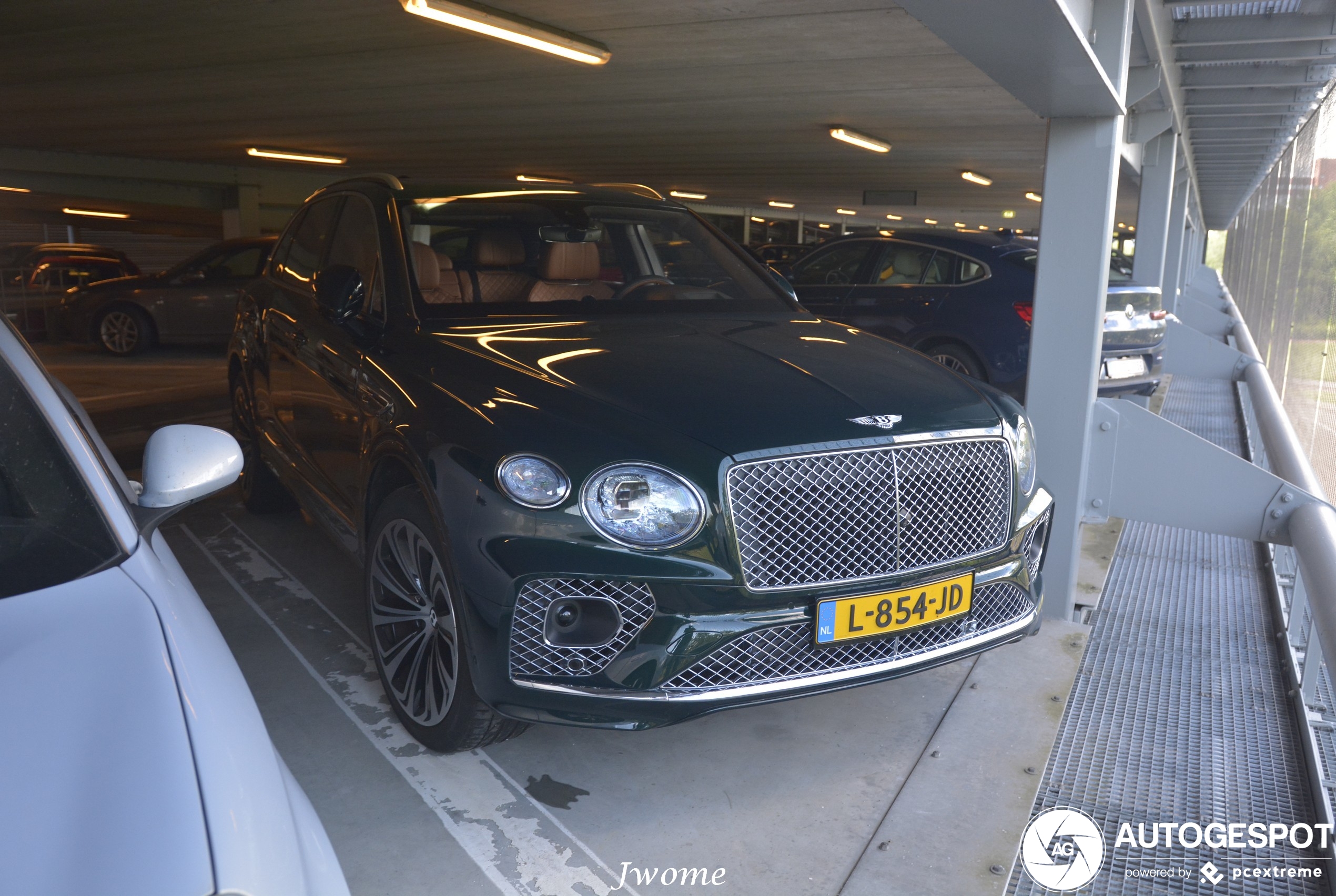 Bentley Bentayga V8 2021 First Edition