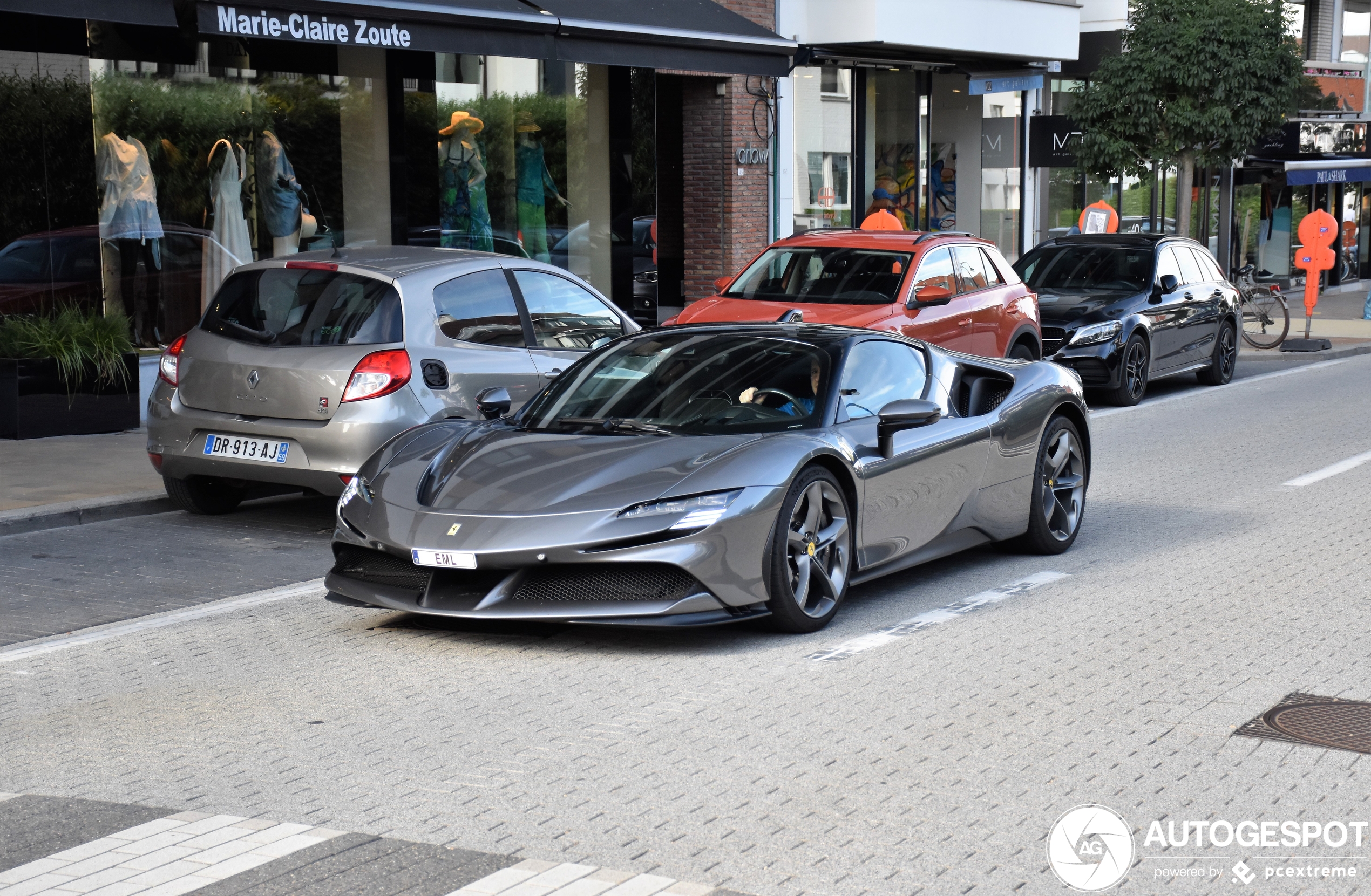 Ferrari SF90 Stradale