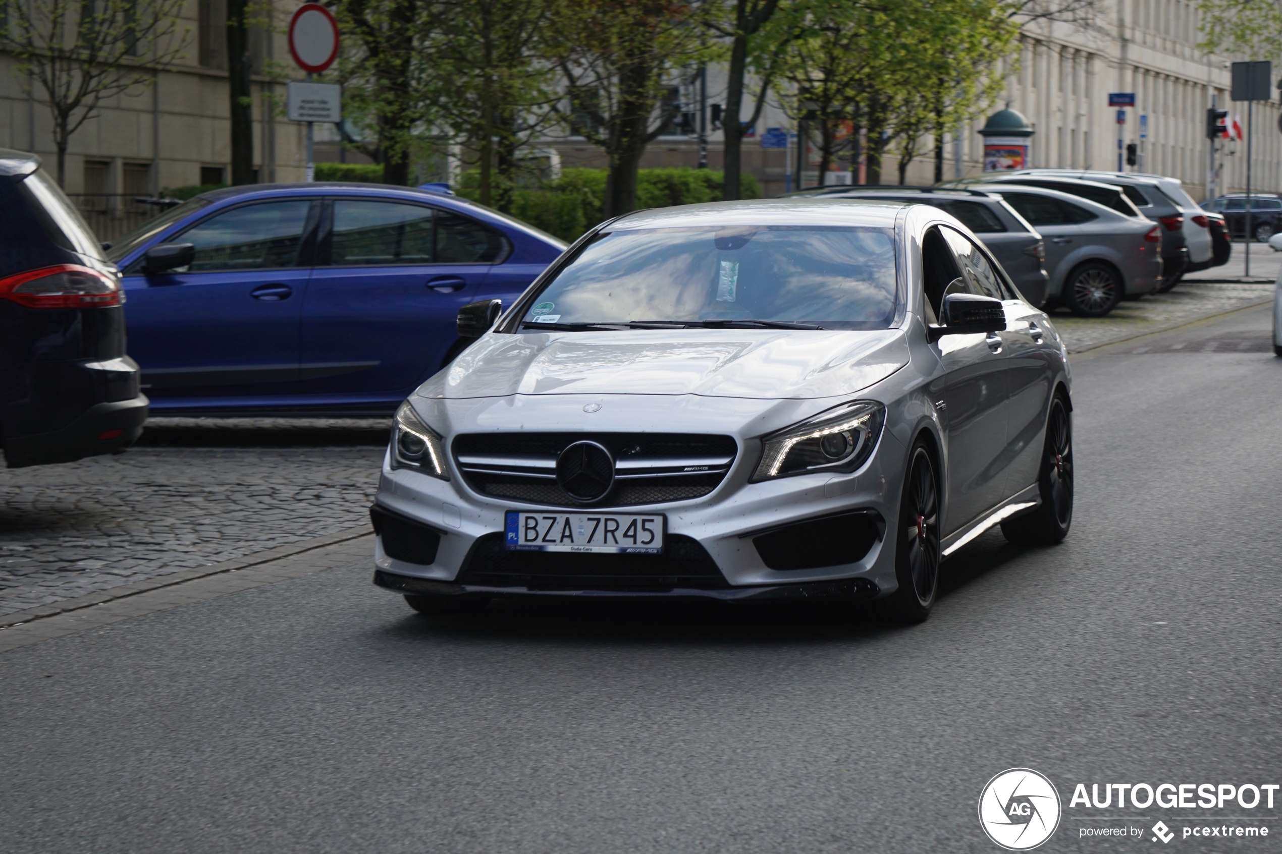 Mercedes-Benz CLA 45 AMG C117