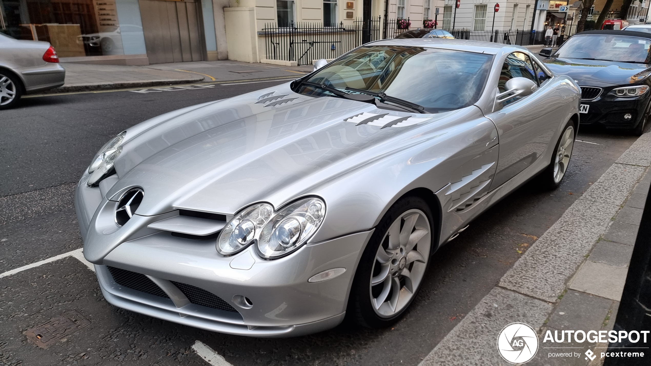 Mercedes-Benz SLR McLaren