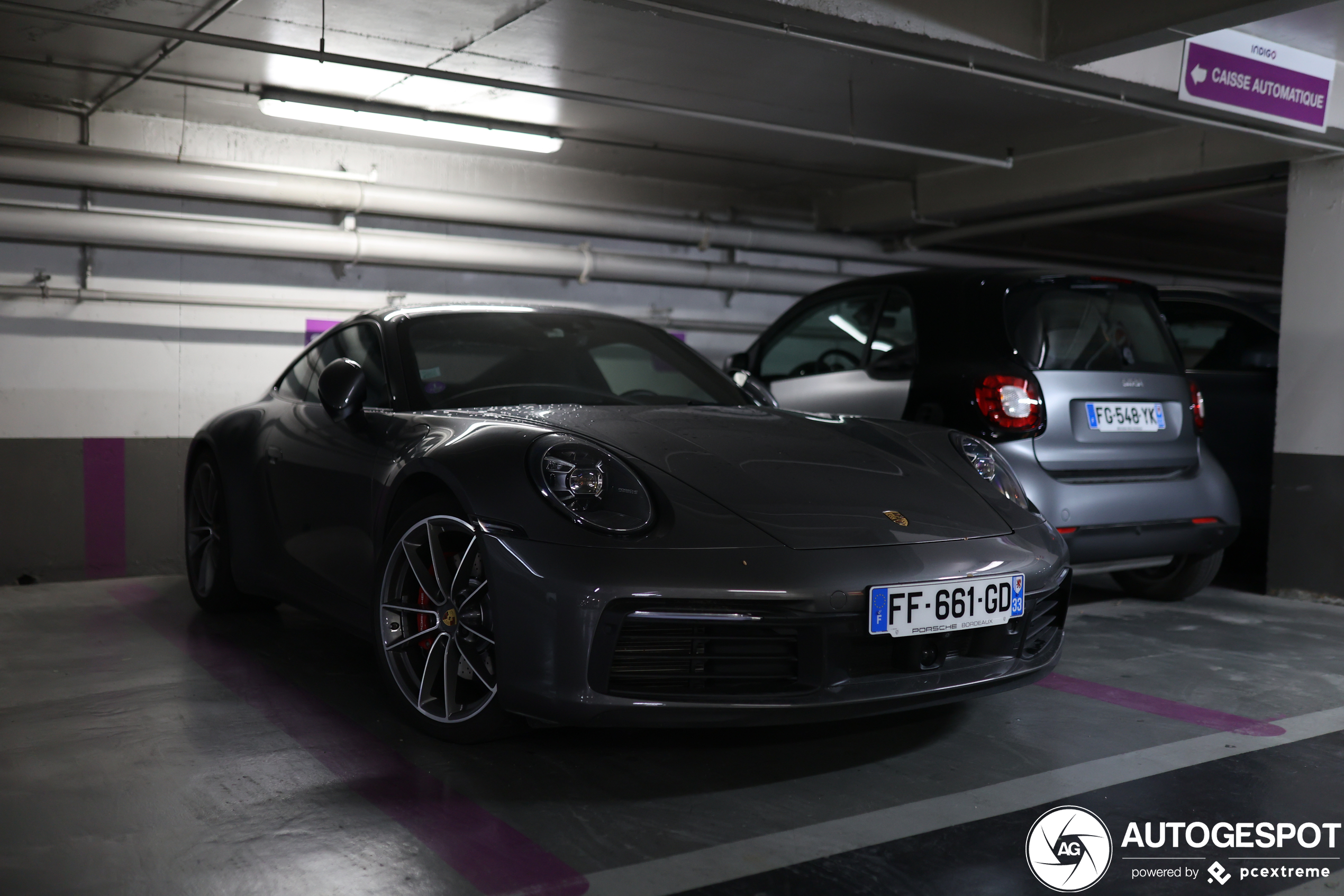 Porsche 992 Carrera 4S