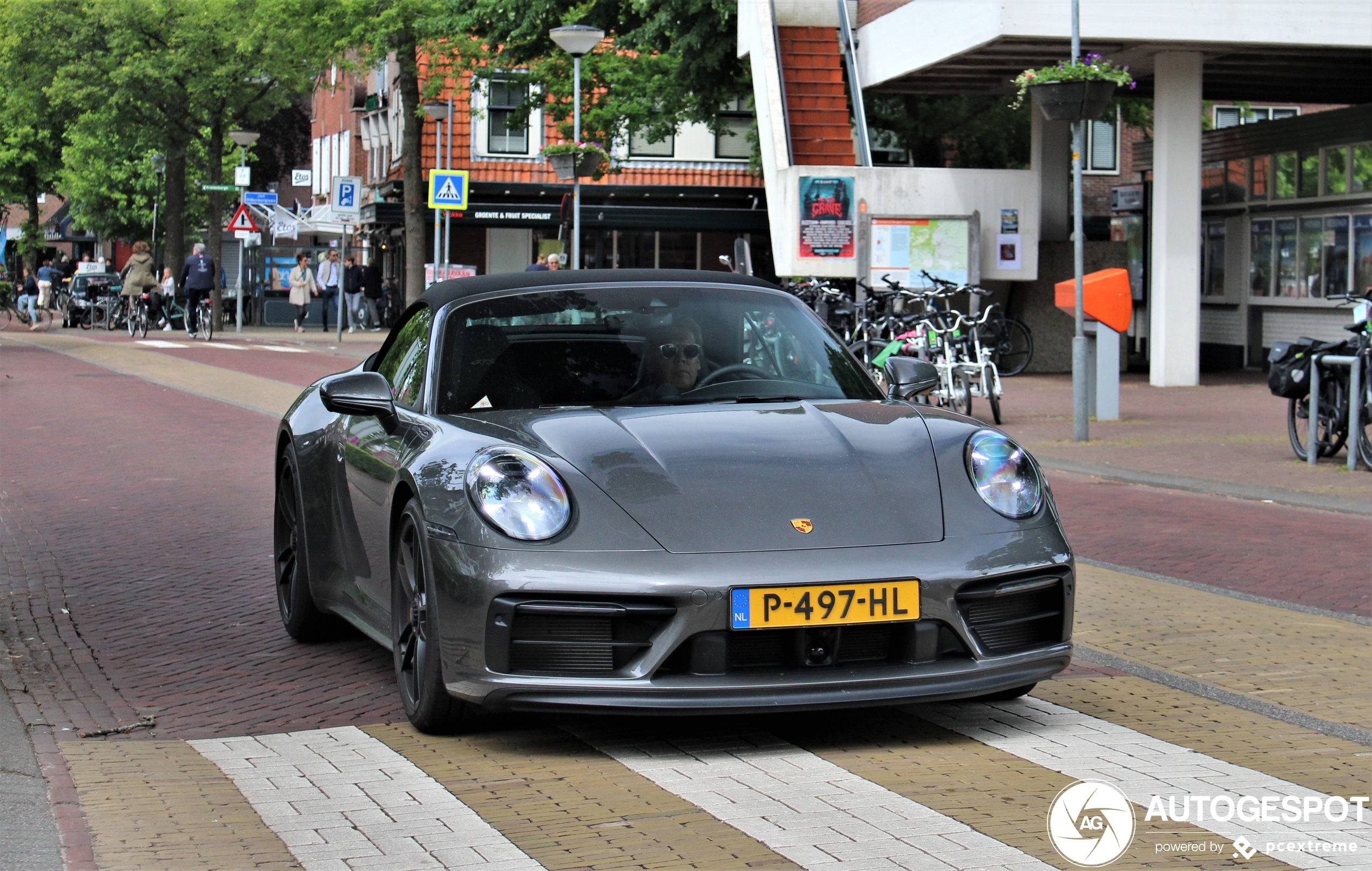 Porsche 992 Carrera GTS Cabriolet