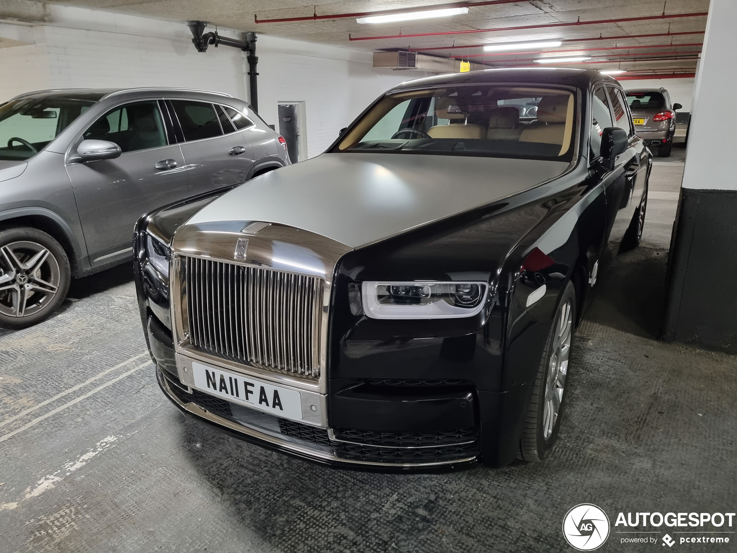 Rolls-Royce Phantom VIII EWB