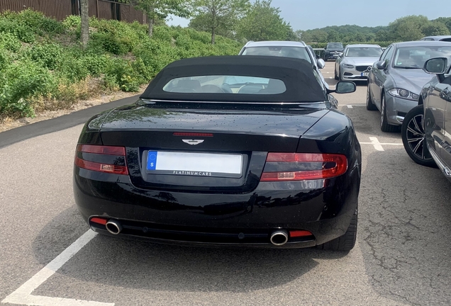 Aston Martin DB9 Volante 2010