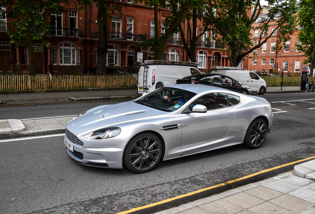 Aston Martin DBS