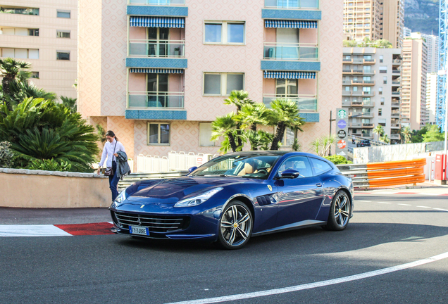 Ferrari GTC4Lusso