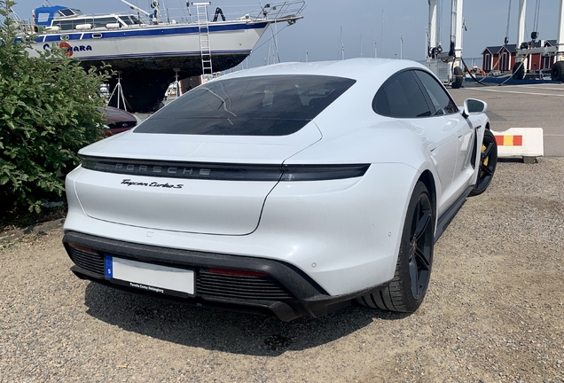 Porsche Taycan Turbo S