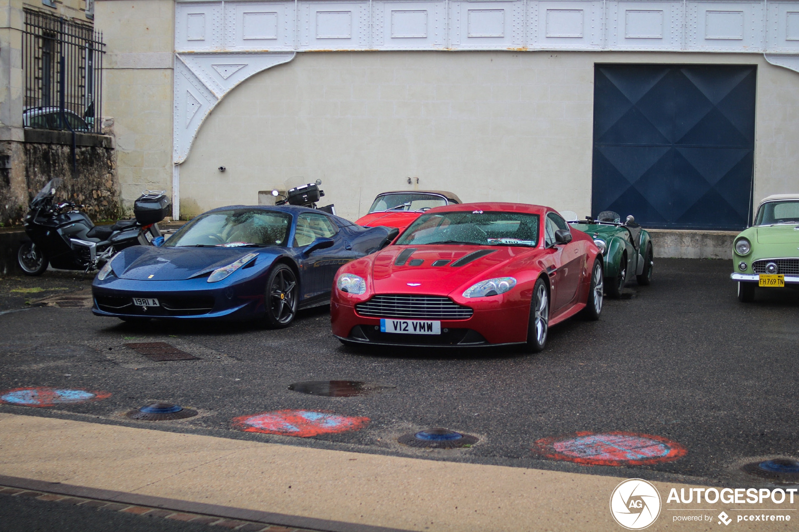 Aston Martin V12 Vantage