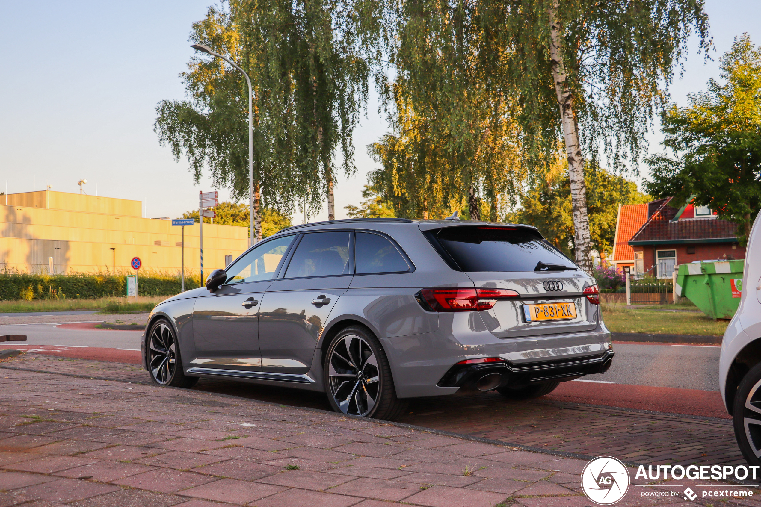 Audi RS4 Avant B9