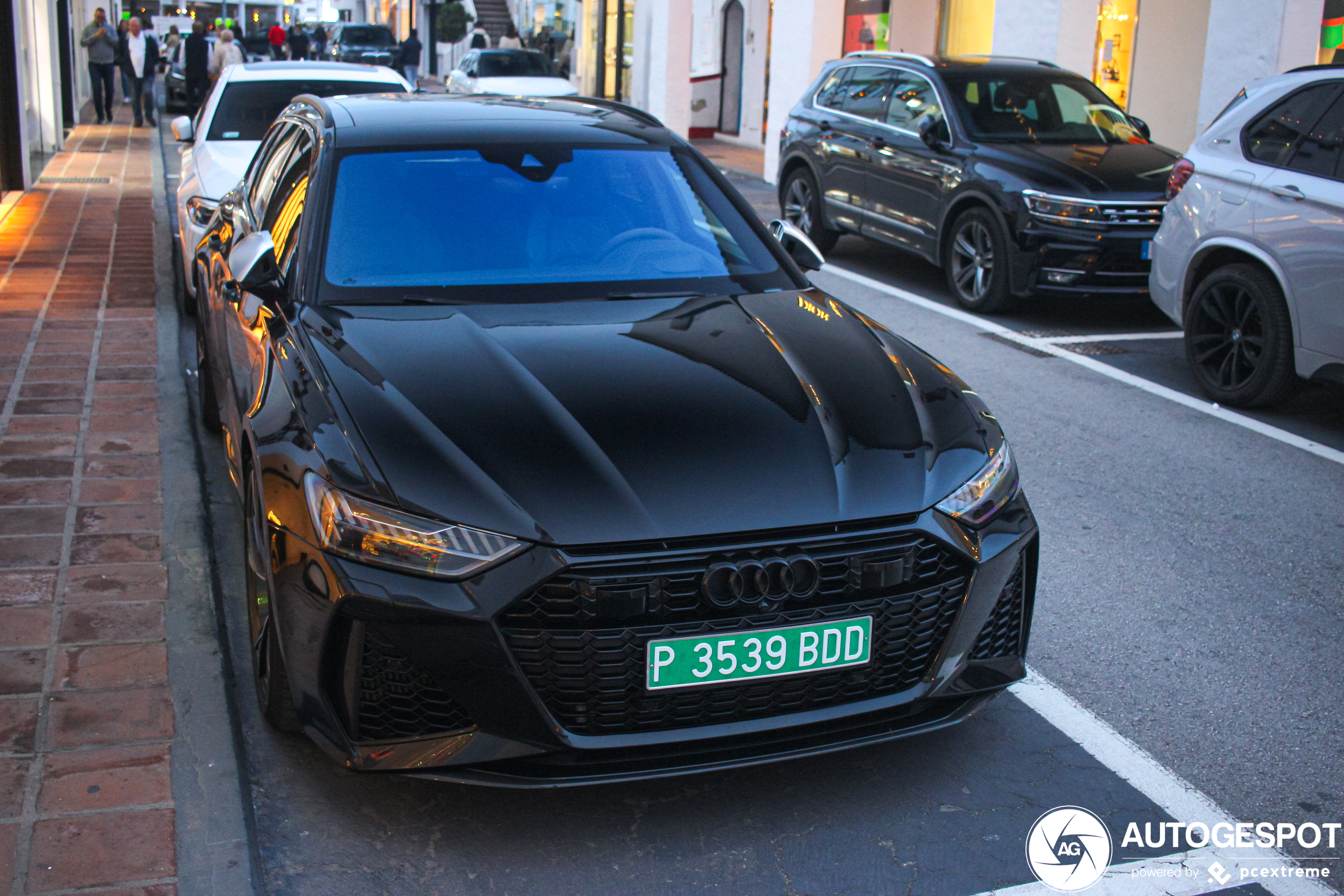 Audi RS6 Avant C8