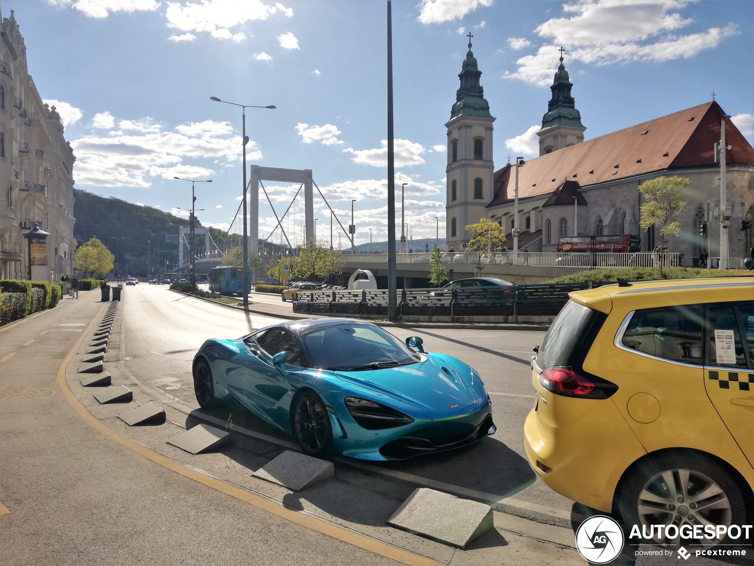 McLaren 720S Spider